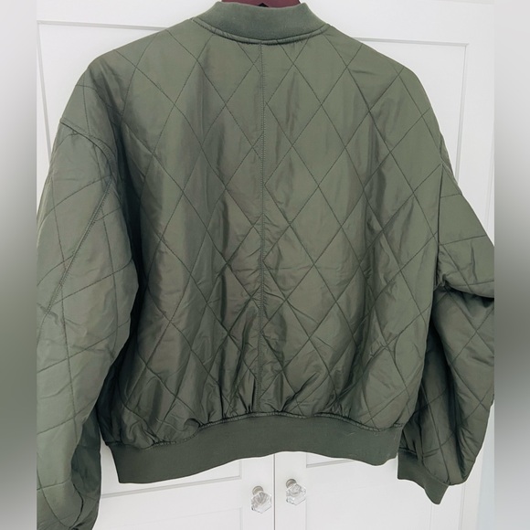 Thread & Supply olive green stand collar quilted bomber jacket women size Large - Picture 6 of 9